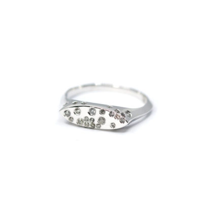 Bague Amandine or blanc et diamants gris