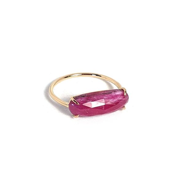 Bague en or 18cts et saphir rouge