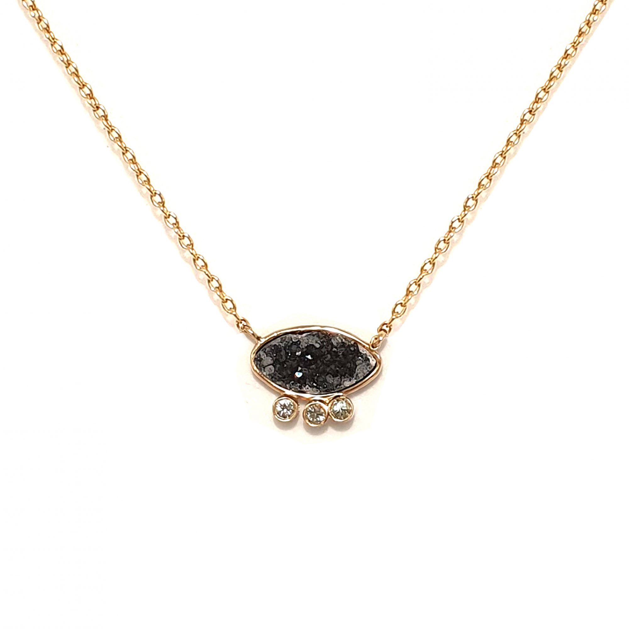 Collier mini géode gris noire et saphirs verts