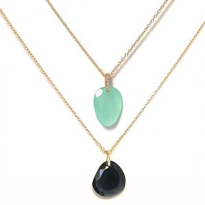 Collier or 18cts, calcédoine eau, iolite et diamants