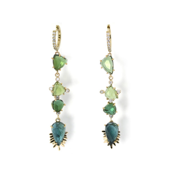 Boucles d'oreilles Gaïa tourmalines vertes longues et diamants